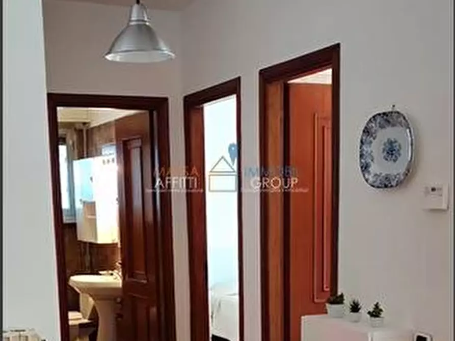 Immagine 5 di Quadrilocale in vendita  in Viale Monzoni 37 a Carrara