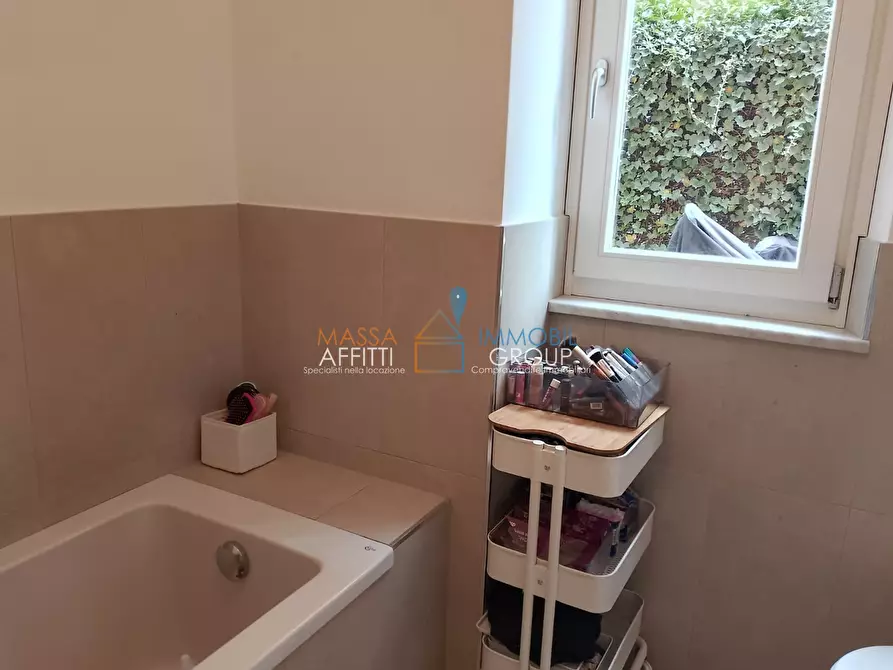 Immagine 14 di Quadrilocale in affitto  in Via Adelina Zini 72 a Massa