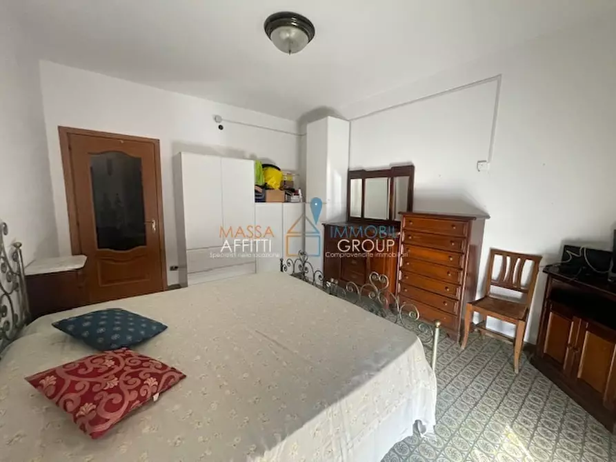 Immagine 17 di Pentalocale in vendita  in Viale Giacomo Puccini 26 a Massa