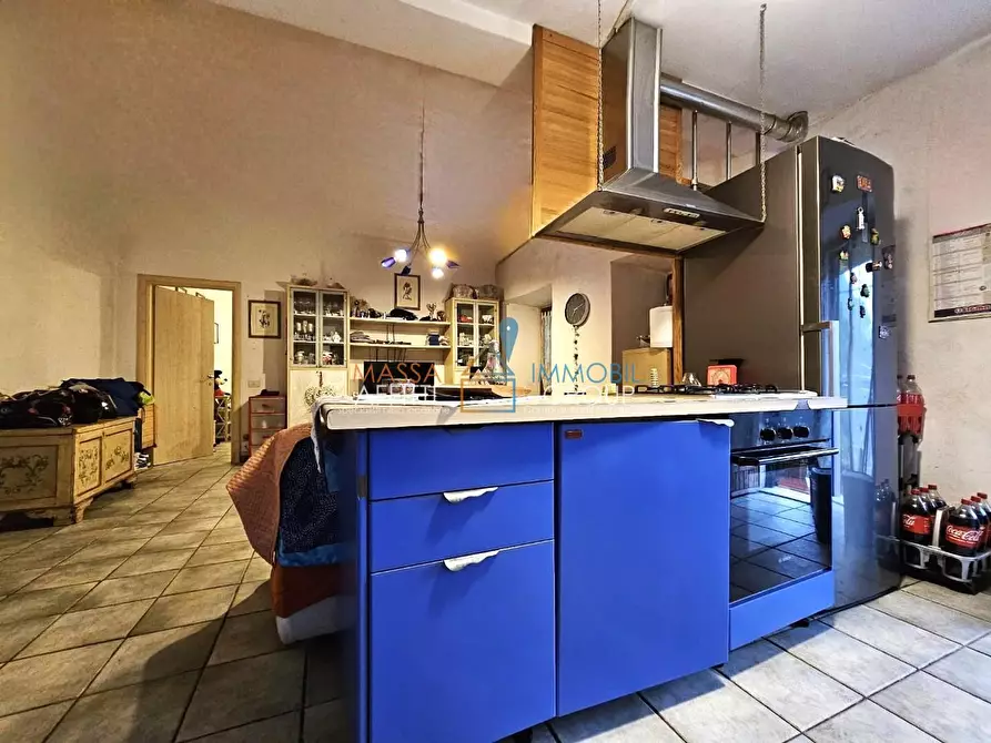 Immagine 16 di Quadrilocale in vendita  in Frazione Pariana a Massa