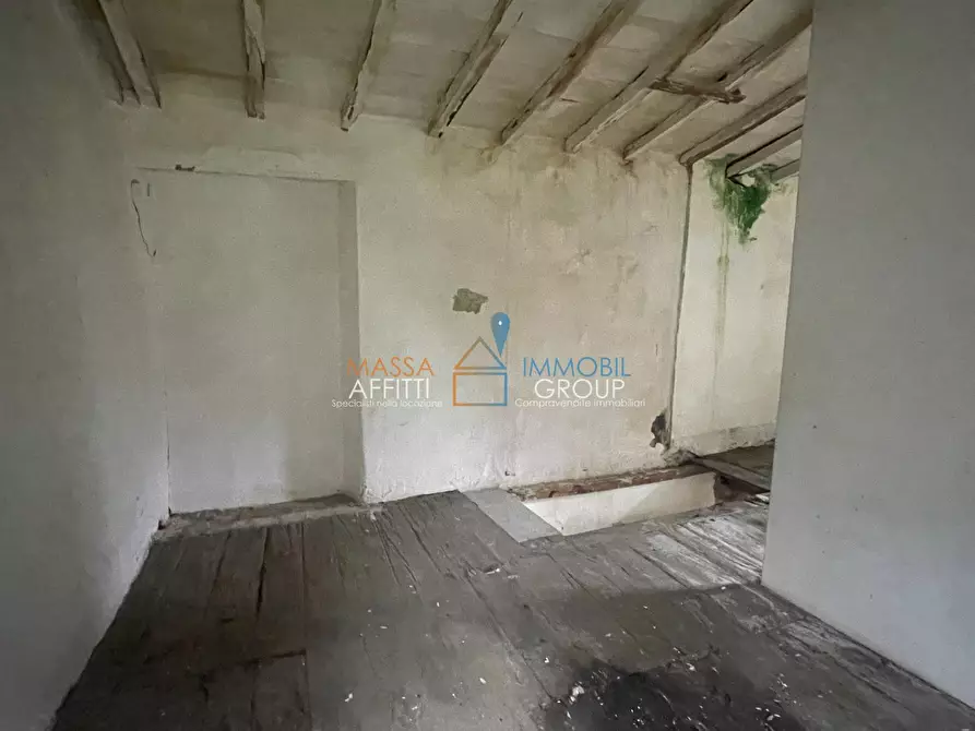 Immagine 38 di Casa semindipendente in vendita  in Via Monte Grappa 1 a Stazzema