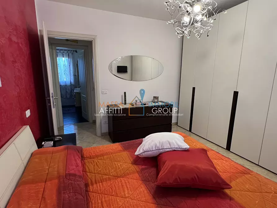 Immagine 19 di Pentalocale in vendita  in Via Flavio Torello Baracchini 29 a Massa