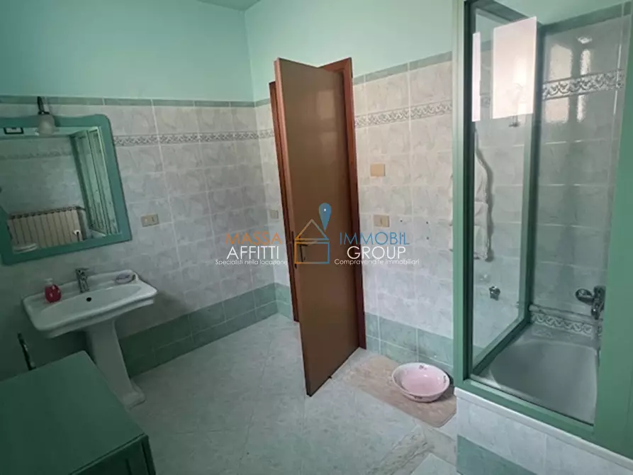 Immagine 22 di Porzione di casa in vendita  in Via Celia 1 a Massa