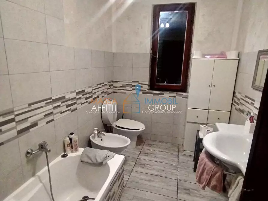 Immagine 10 di Villetta a schiera in vendita  in Via Traversa Alteta 10 a Massa