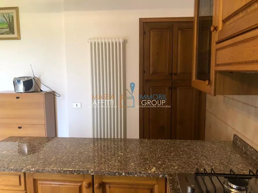 Immagine 4 di Porzione di casa in affitto  in Via Romana 202 a Massa