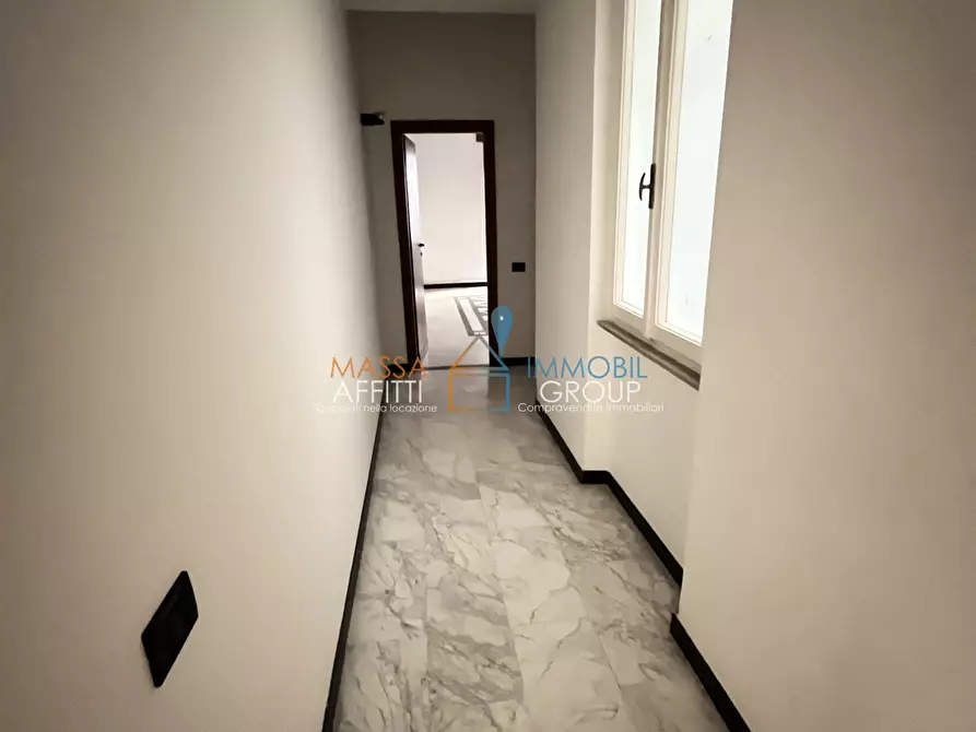 Immagine 19 di Ufficio in affitto  in Via Cavour 58 a Massa