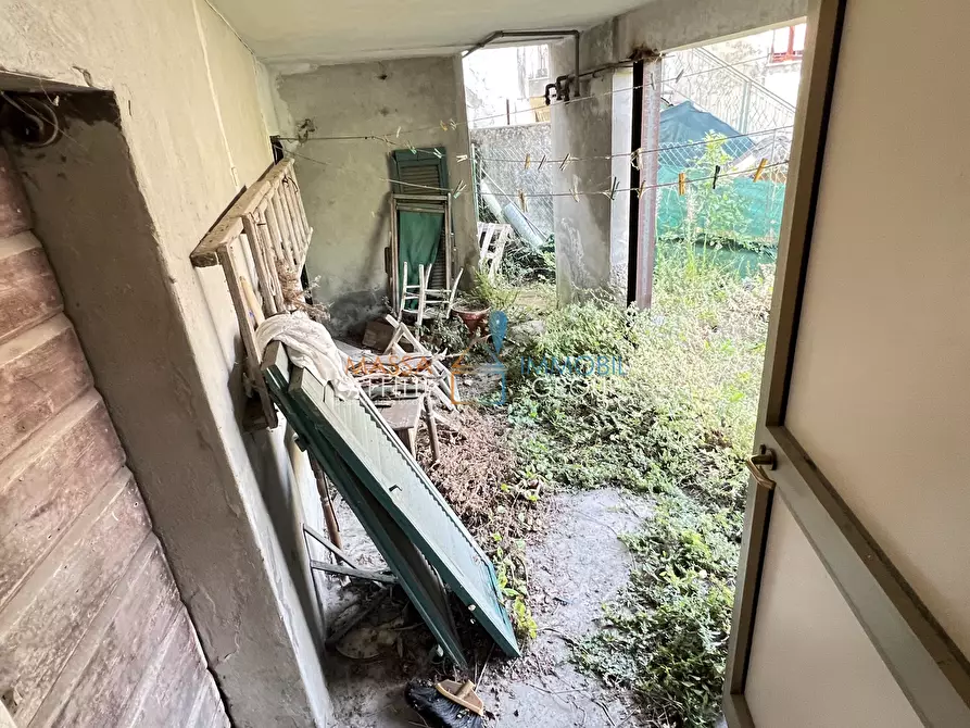 Immagine 45 di Terratetto in vendita  in Via Paolo Belmesseri 7 a Massa