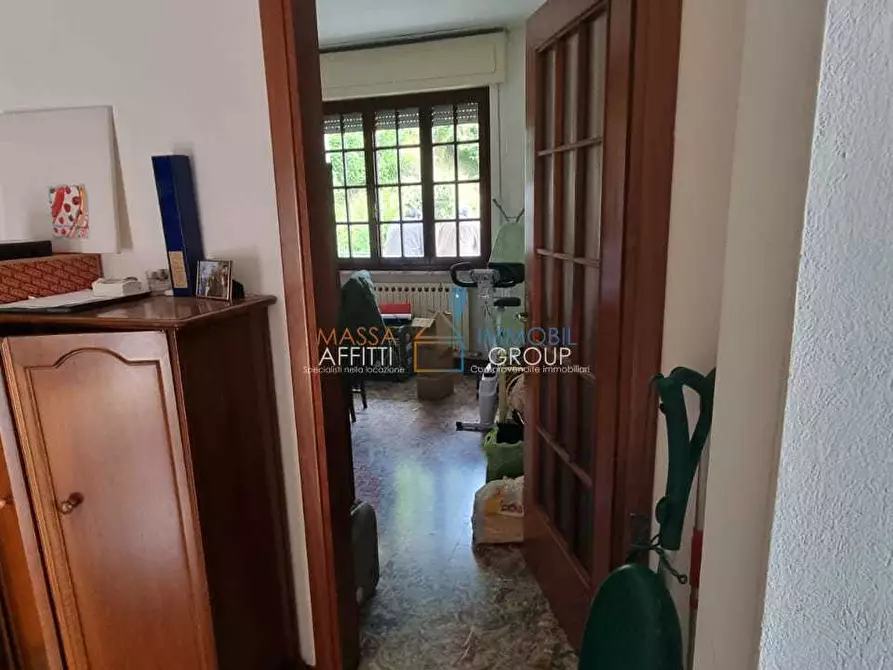 Immagine 17 di Pentalocale in affitto  in via bergiola 26 a Massa