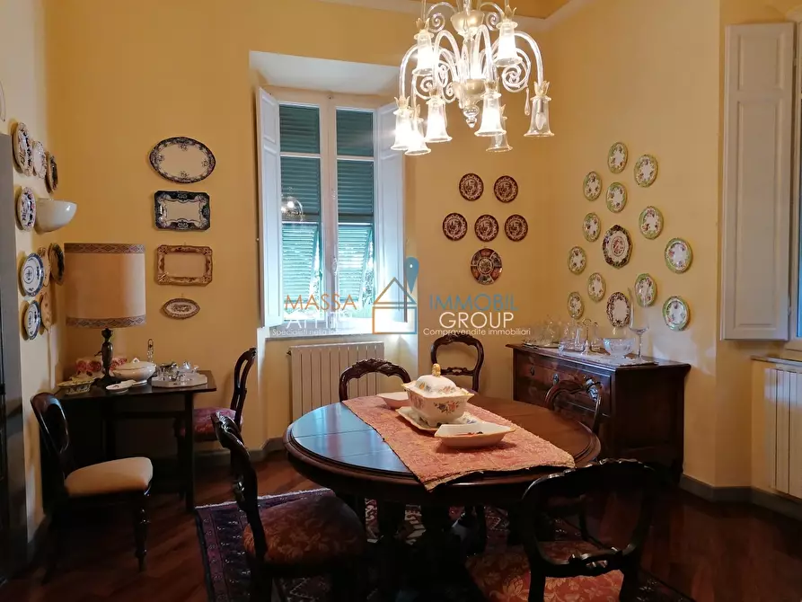 Immagine 10 di Villa in vendita  in Via Galissano 24 a Carrara