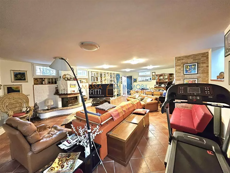 Immagine 23 di Villa in vendita  in Via Capannaccia a Montignoso