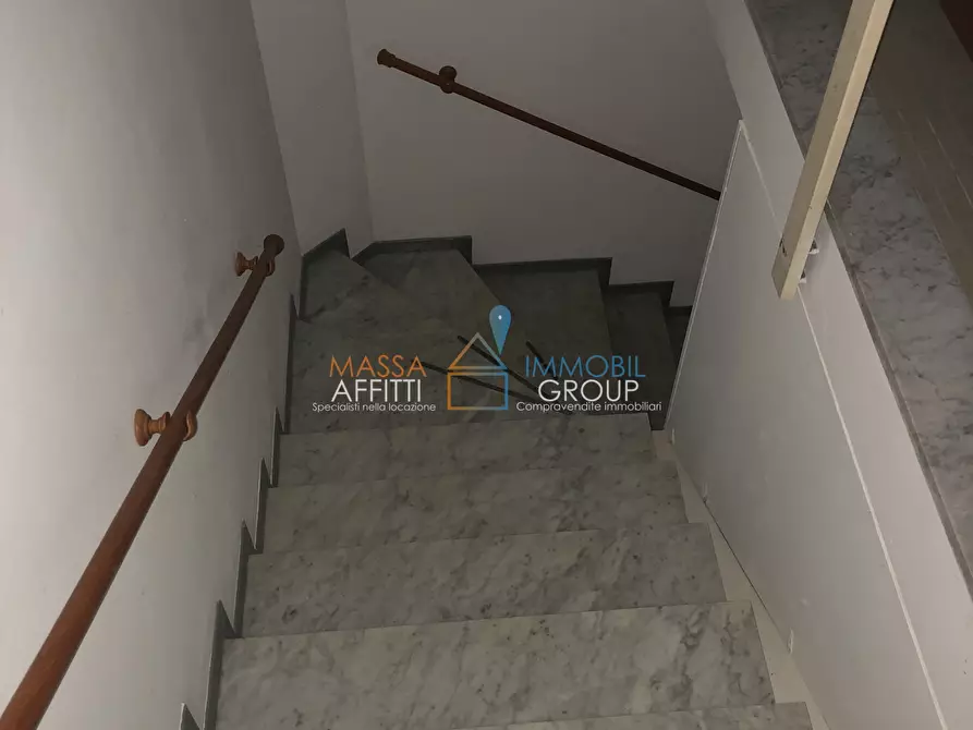 Immagine 8 di Locale commerciale in affitto  in Via Werther Muttini 17 a Carrara