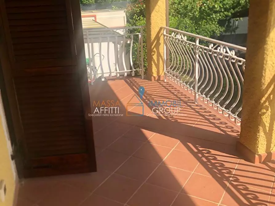 Immagine 8 di Villetta a schiera in affitto  in Viale della Repubblica 41 a Massa