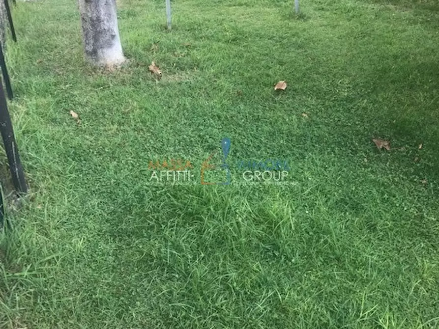 Immagine 8 di Villetta a schiera in vendita  in Via Puliche 308 a Massa