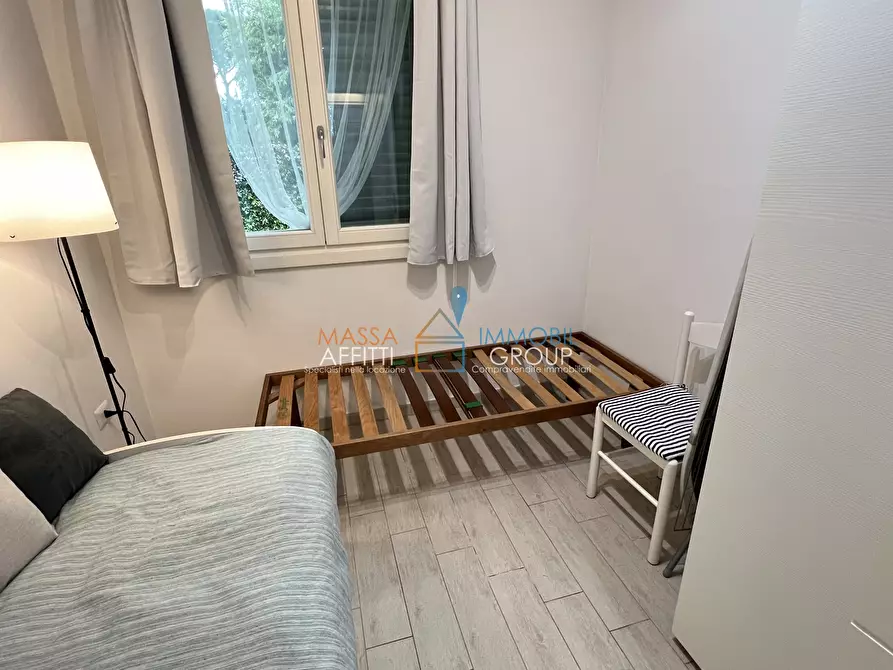 Immagine 15 di Trilocale in vendita  in Via Poveromo 20 a Massa