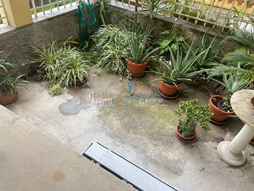 Immagine 39 di Mansarda in vendita  in Via S. Stagi 44B a Forte Dei Marmi