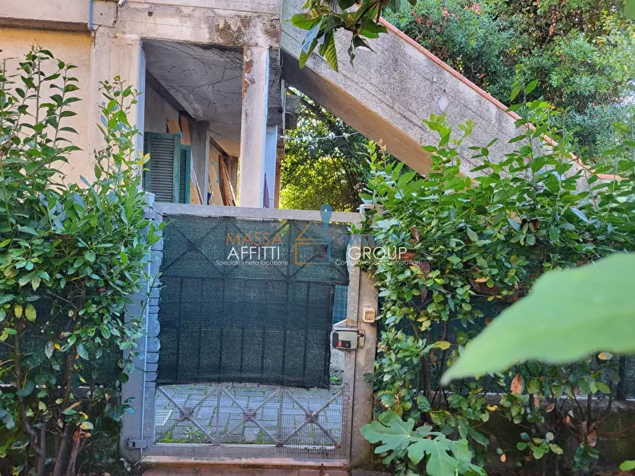 Immagine 6 di Terratetto in vendita  in Via San Leonardo 70 a Massa