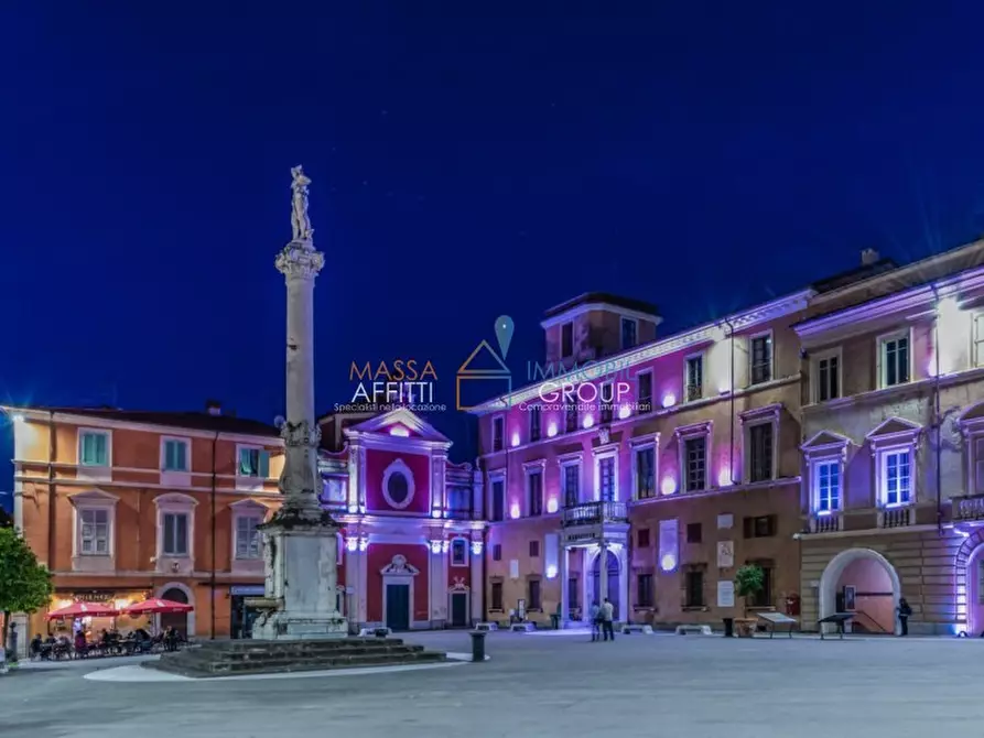 Immagine 3 di Attività artigianale in affitto  in Via Benedetto Croce 18 a Massa