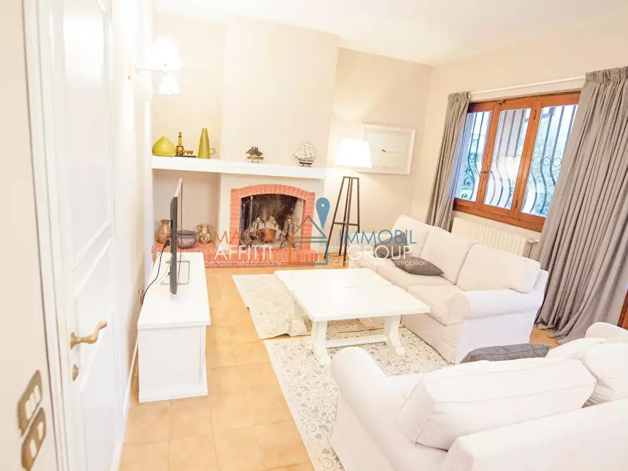 Immagine 2 di Villa in vendita  in Via Donatello 18B a Forte Dei Marmi