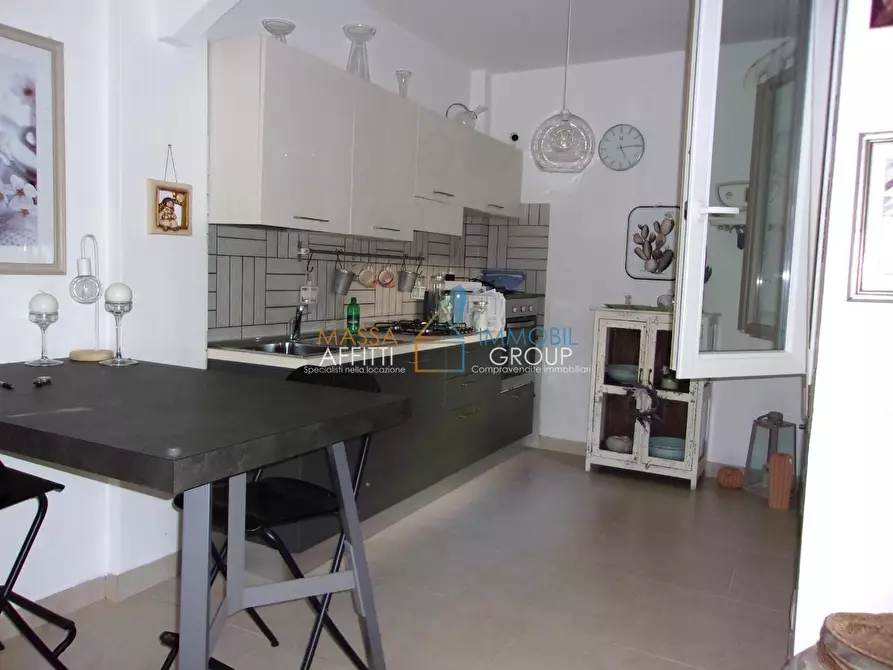 Immagine 6 di Pentalocale in vendita  in via rinchiostra a Massa