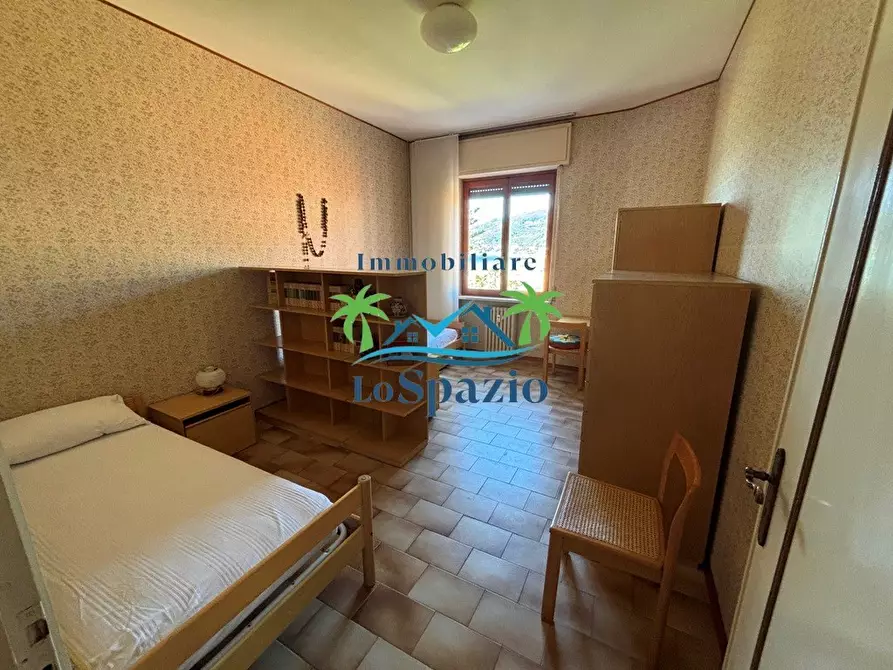 Immagine 12 di Trilocale in affitto  in via aurelia 118 a Andora