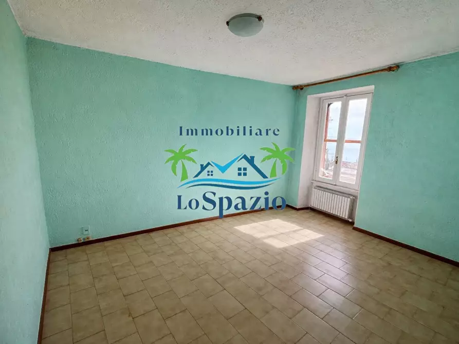 Immagine 10 di Trilocale in vendita  in Via Vincenzo Pelle 8 a Alassio