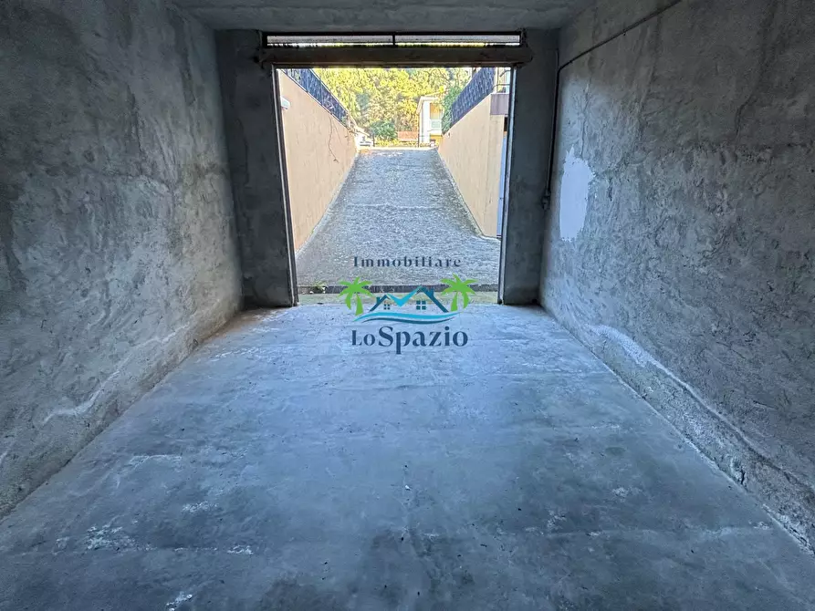 Immagine 26 di Bilocale in vendita  in via san lazzaro a Andora