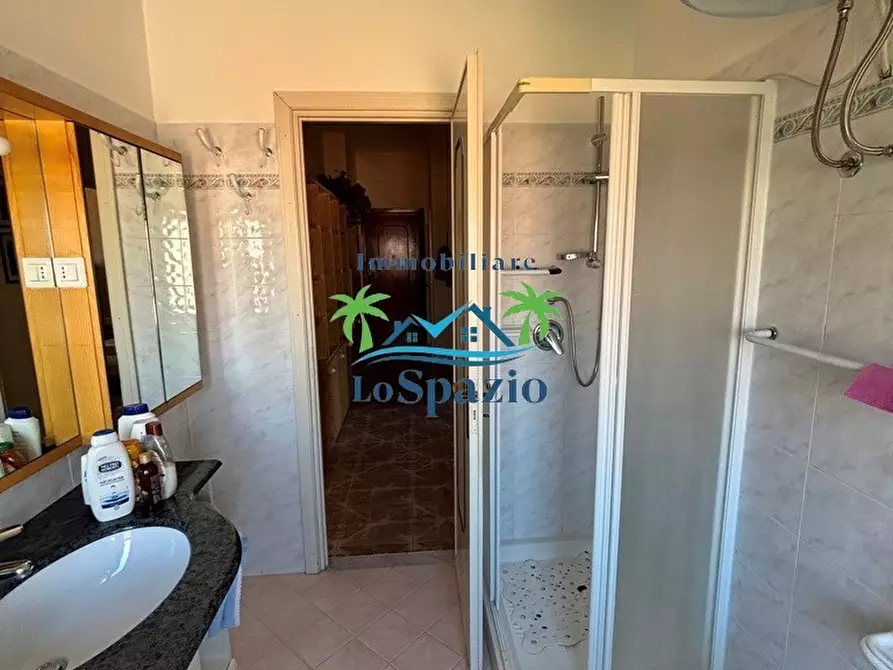 Immagine 15 di Trilocale in affitto  in via aurelia 118 a Andora