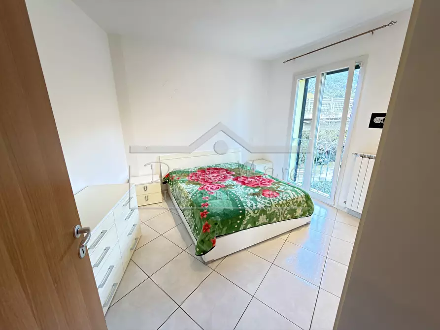 Immagine 14 di Trilocale in vendita  a Pietra Ligure