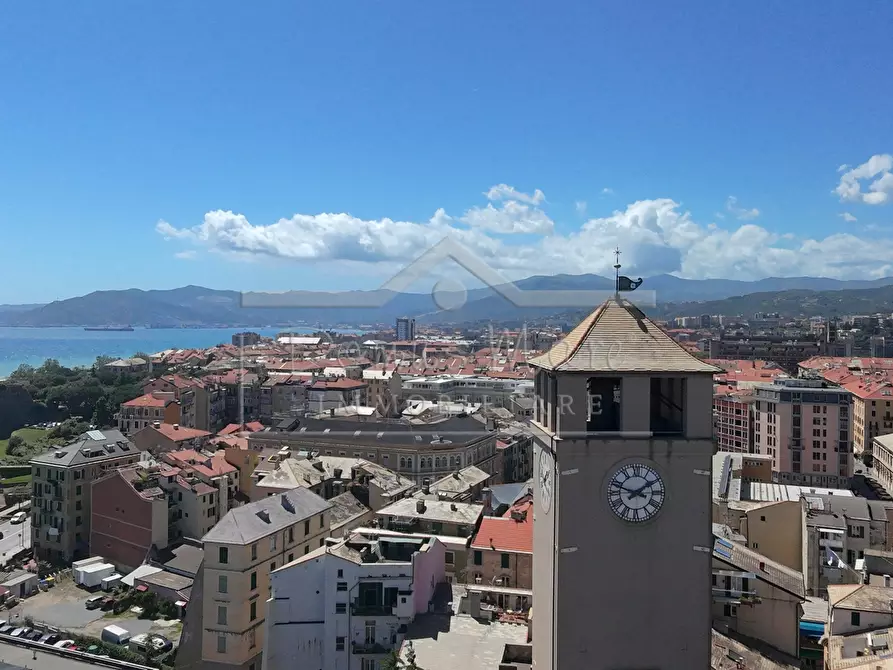 Immagine 53 di Pentalocale in vendita  in Via Orefici 3 a Savona