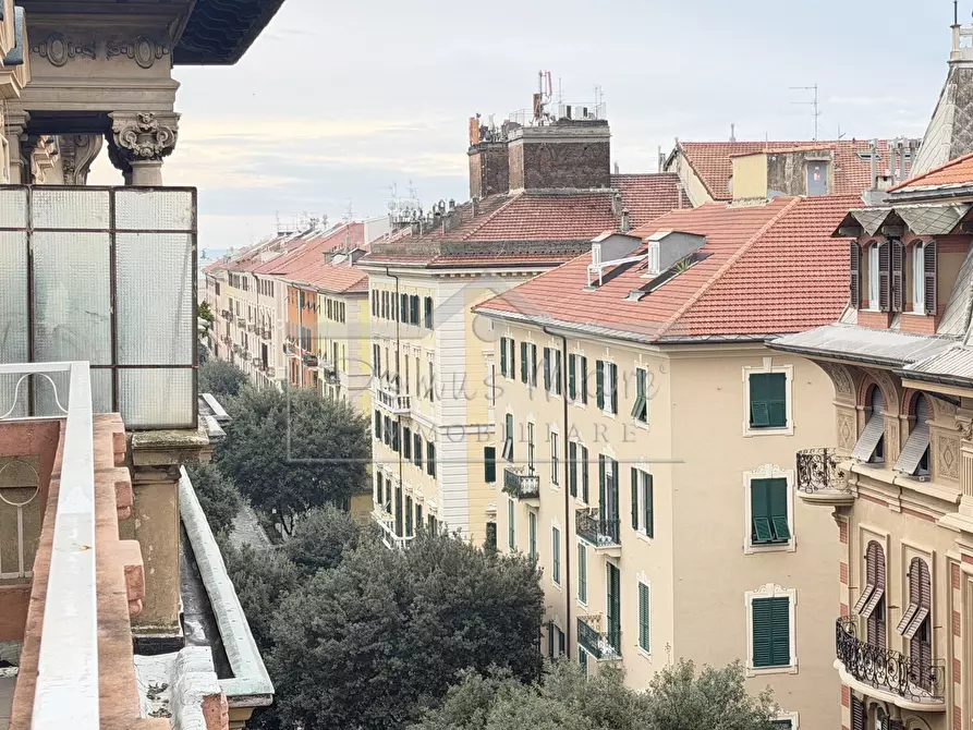 Immagine 30 di Attico in vendita  in Corso Italia 13 a Savona