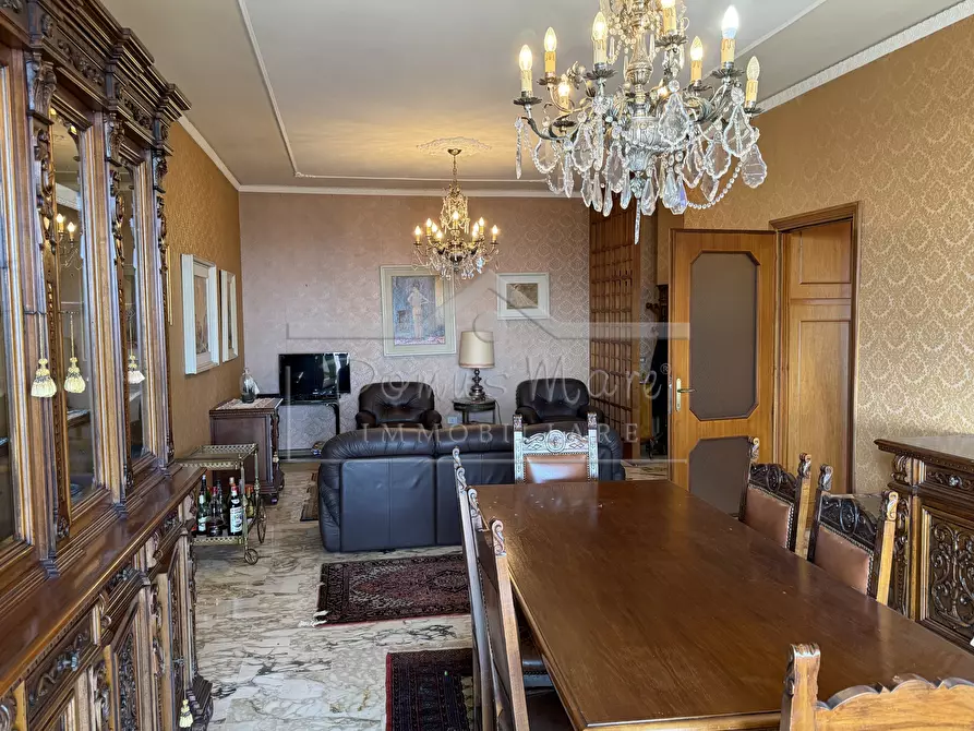 Immagine 7 di Pentalocale in vendita  a Savona