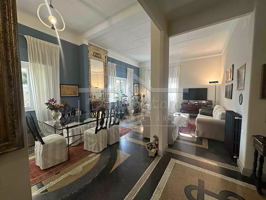 Immagine 4 di Pentalocale in vendita  in Via Beato Formica 4 a Savona