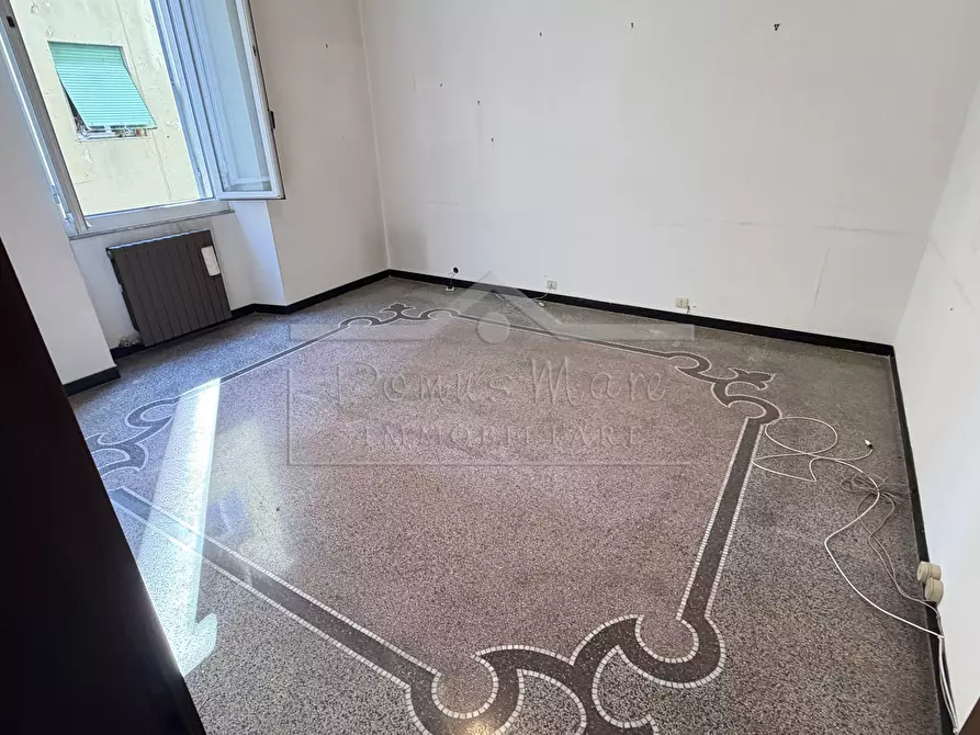 Immagine 15 di Quadrilocale in vendita  a Vado Ligure