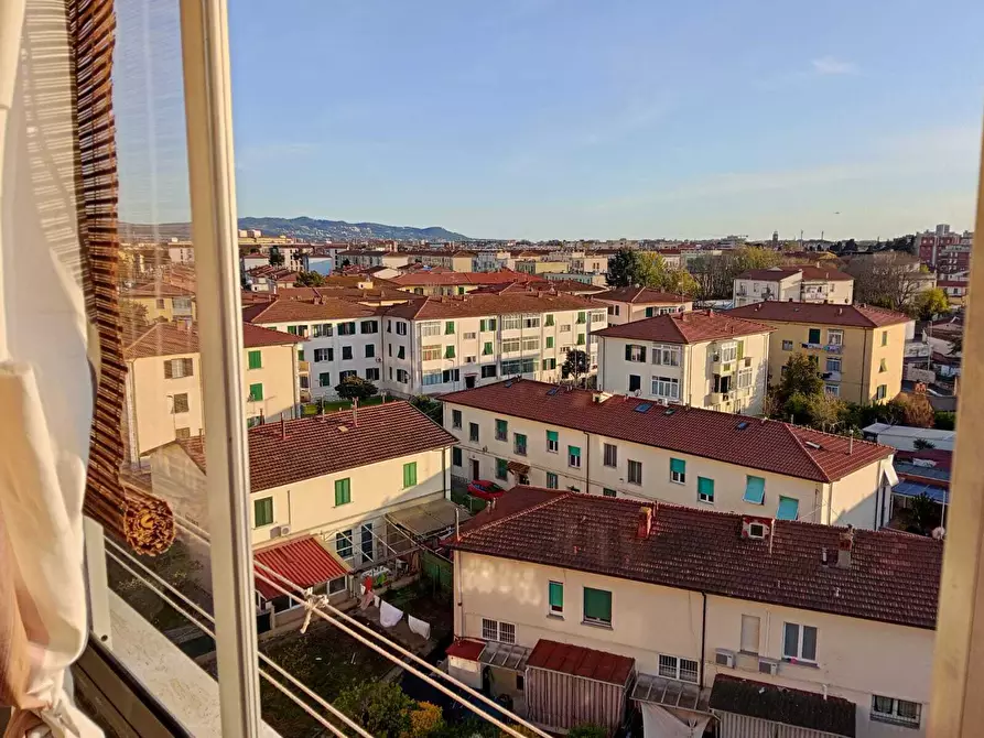 Immagine 4 di Trilocale in vendita  in Via Giampaolo Menichetti a Livorno