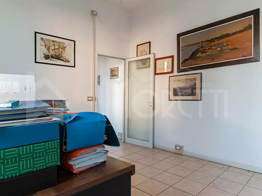 Immagine 39 di Pentalocale in vendita  in Corso Giuseppe Mazzini a Livorno