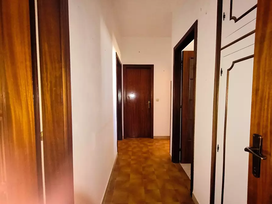 Immagine 18 di Pentalocale in vendita  in Via Ludovico Antonio Muratori a Livorno