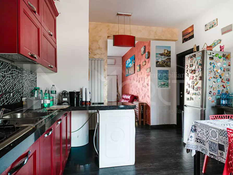 Immagine 43 di Pentalocale in vendita  in Via dell'Alloro a Livorno