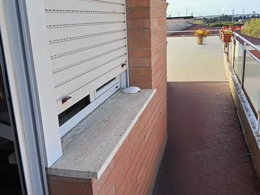 Immagine 5 di Trilocale in vendita  in Via Giampaolo Menichetti a Livorno