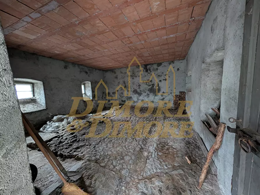 Immagine 8 di Rustico / casale in vendita  a Premosello-Chiovenda