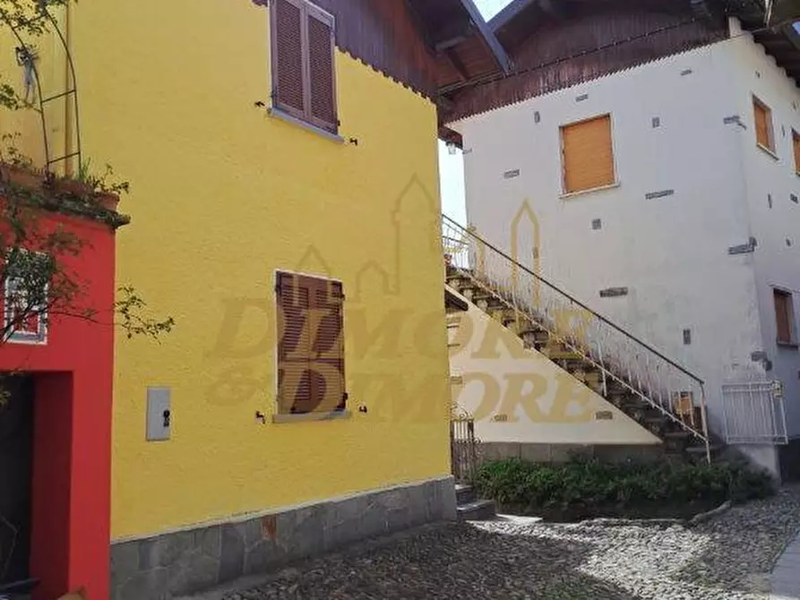 Immagine 8 di Porzione di casa in vendita  a Cannobio