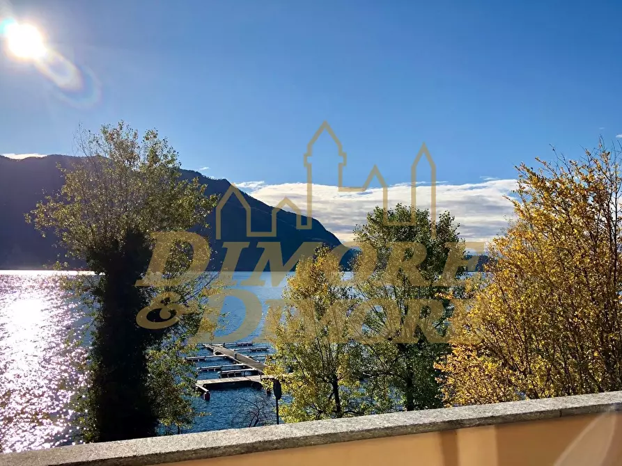 Immagine 33 di Villa in vendita  a Ghiffa