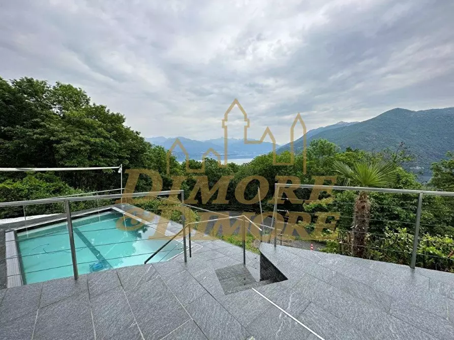 Immagine 37 di Villa in vendita  a Cannobio