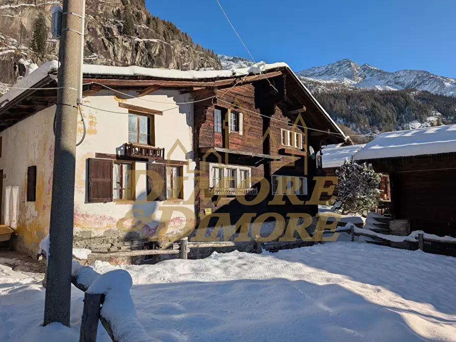 Immagine 1 di Casa indipendente in vendita  in Via Monte Rosa a Macugnaga