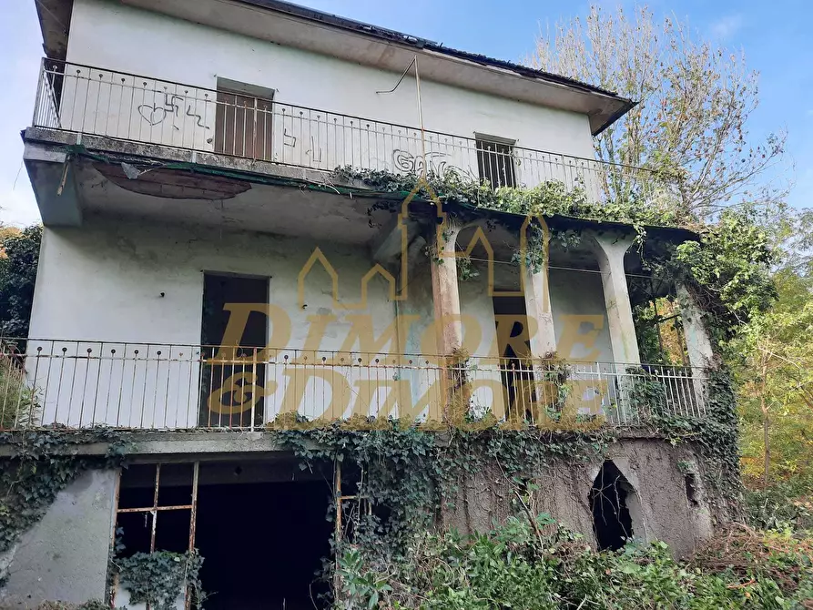 Immagine 35 di Rustico / casale in vendita  a Comabbio