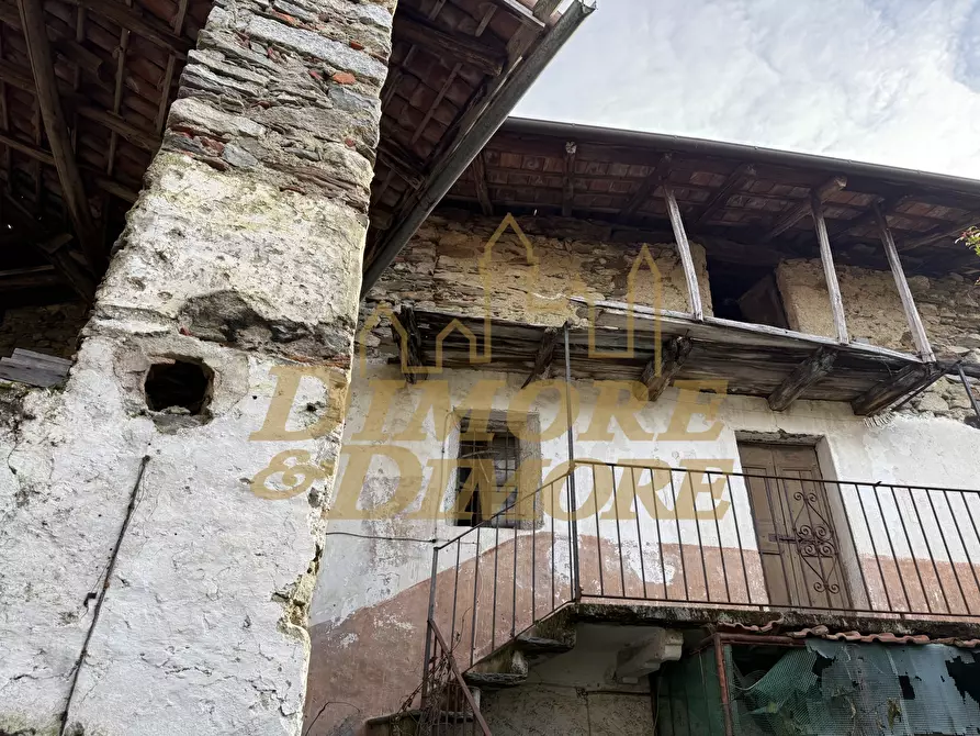 Immagine 20 di Porzione di casa in vendita  in vicolo san giulio a Lesa