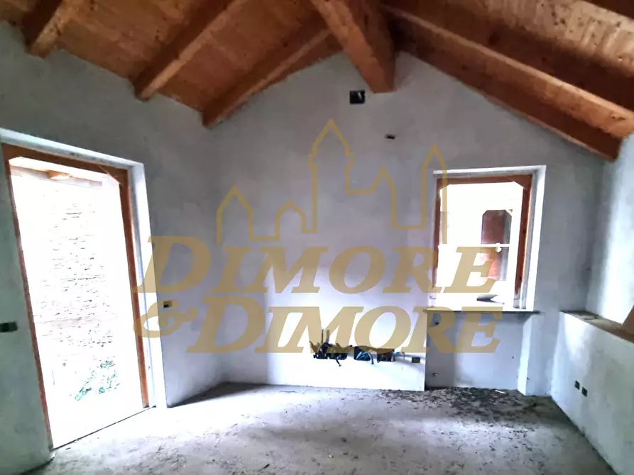 Immagine 8 di Rustico / casale in vendita  a Brovello-Carpugnino