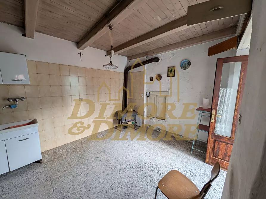 Immagine 10 di Casa indipendente in vendita  a Loreglia