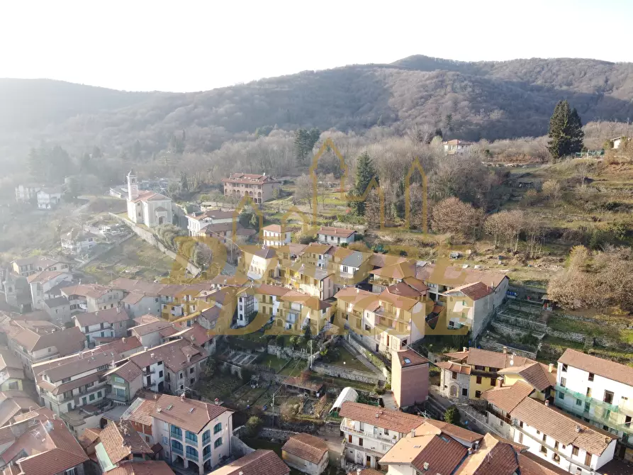 Immagine 4 di Porzione di casa in vendita  in Via Umberto I 20 a Colazza