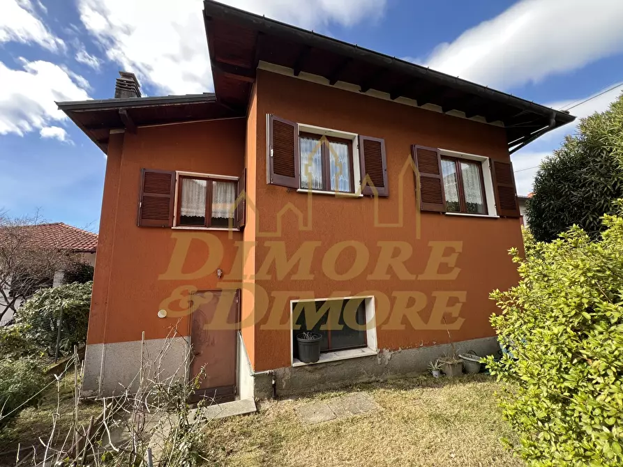 Immagine 27 di Casa indipendente in vendita  in Via Gualtiero Berti 3 a Maccagno Con Pino E Veddasca