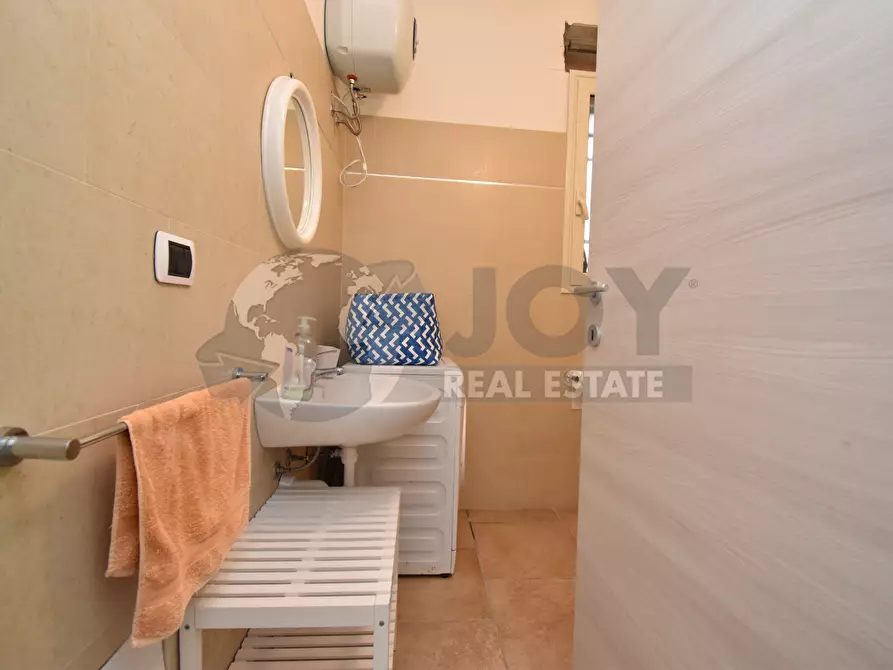 Immagine 11 di Villa in vendita  in Via Pianosa 1 a Lecce